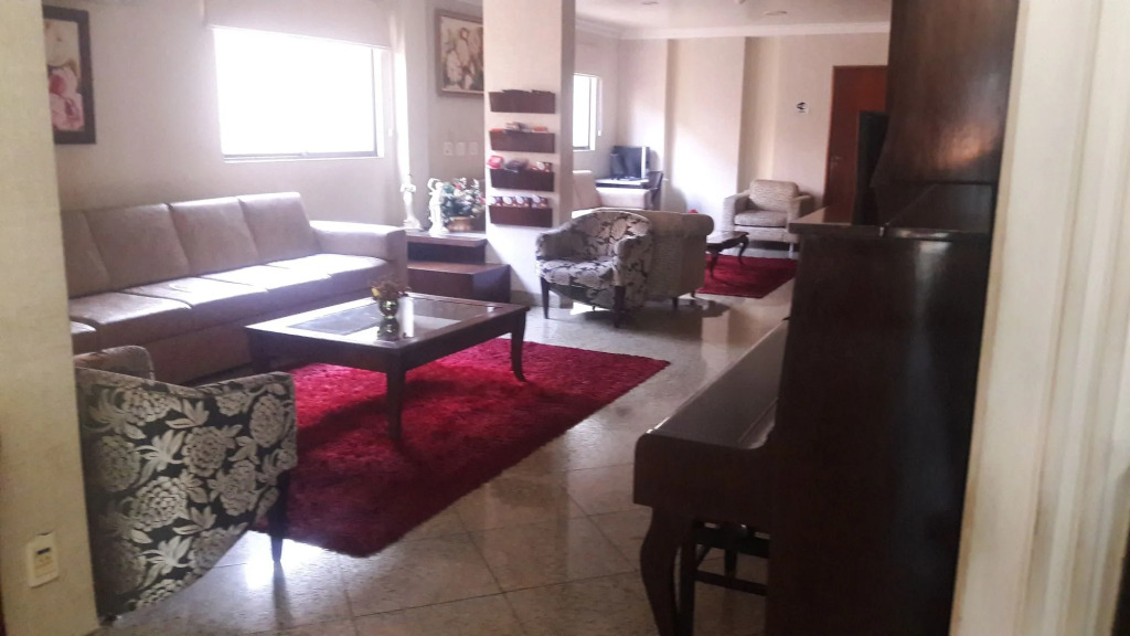 Crystal Plaza Hotel Marista