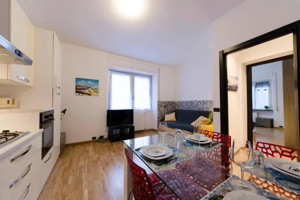 ALTIDO Elegant 1 BR Apt moments from the Sea
