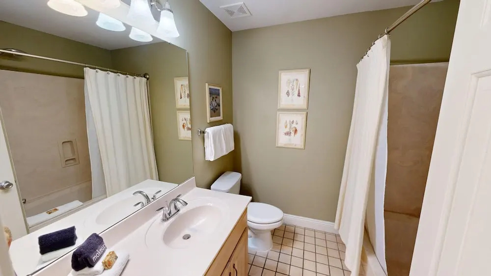 Worth The Wait 3 Bedroom Home by RedAwning