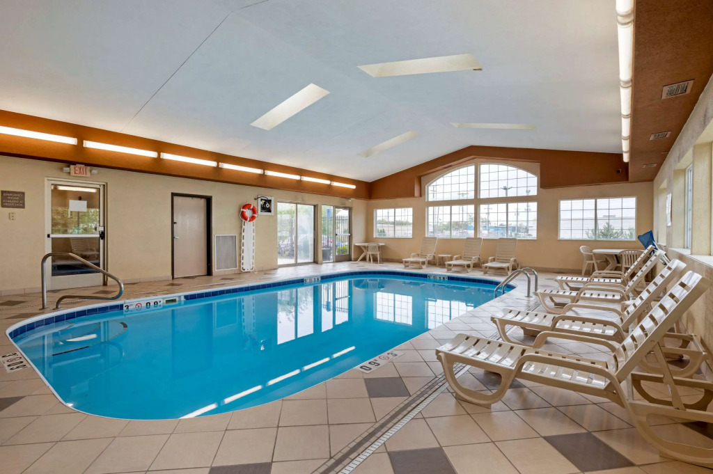 Comfort Suites Columbus Expo Center