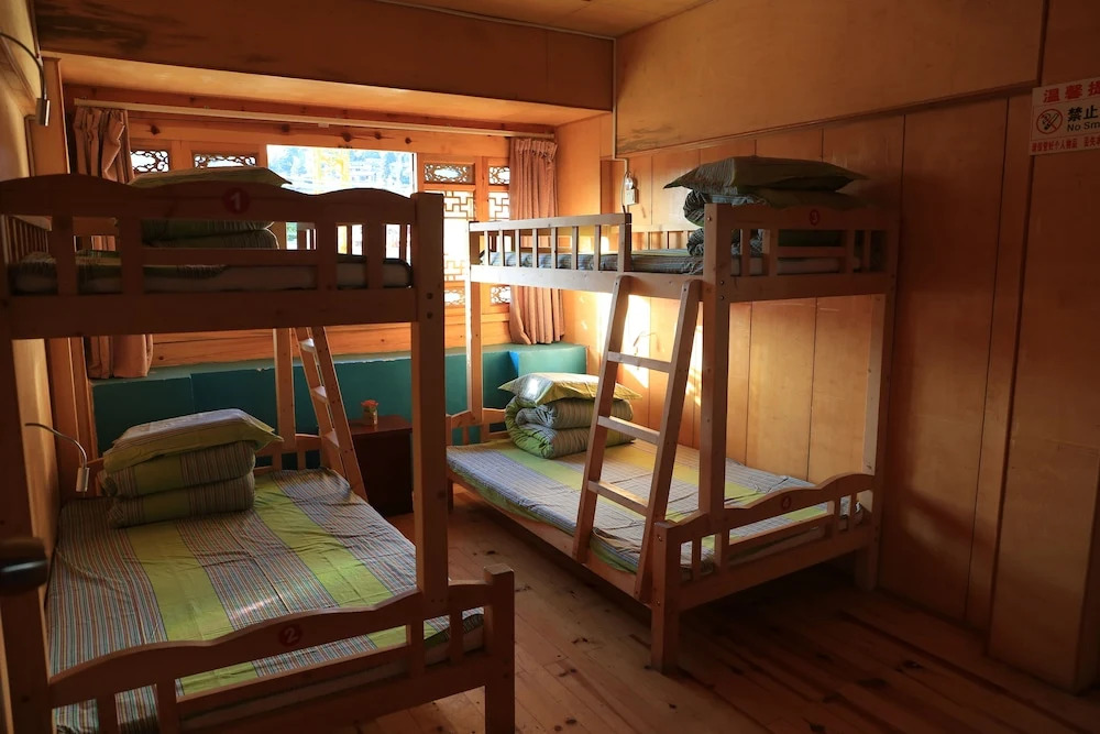 Sushe self-service Inn