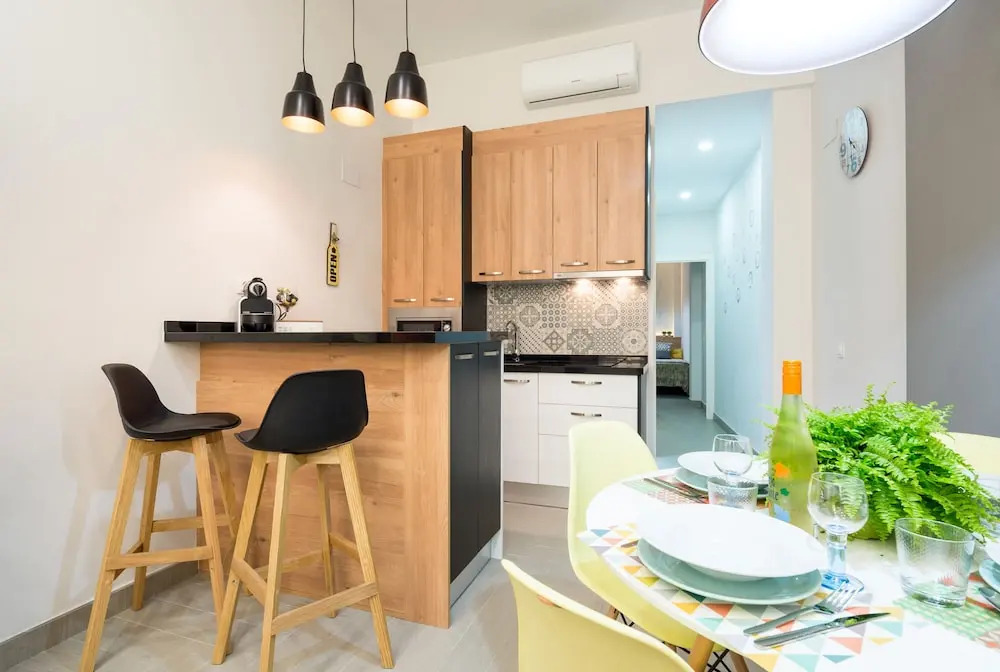 Lovely & Quiet City Center Apartment