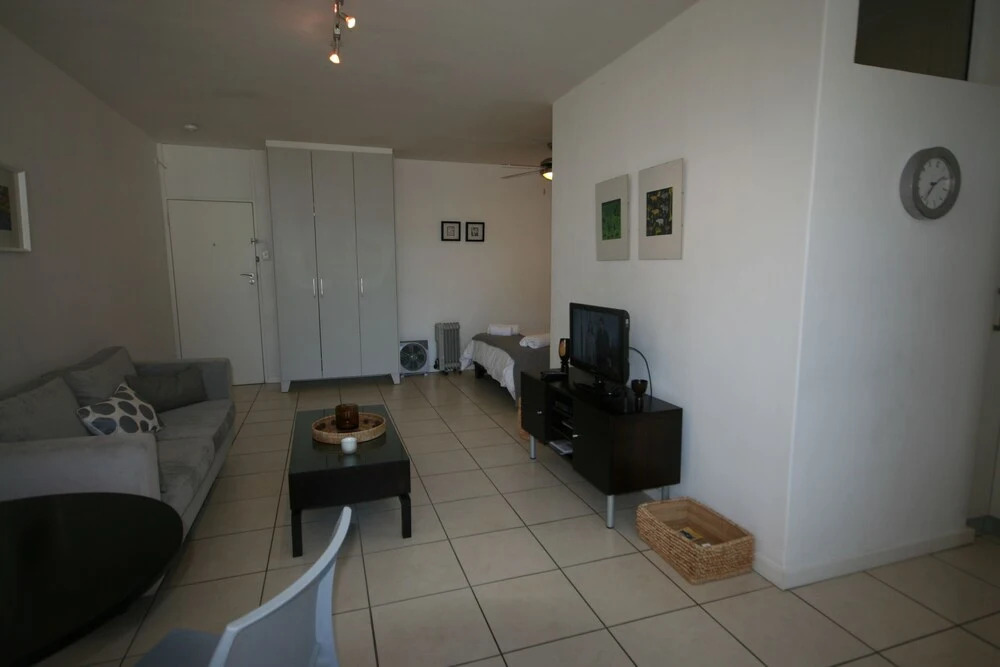 Stylish Cape Town CBD Apartment at St Martini