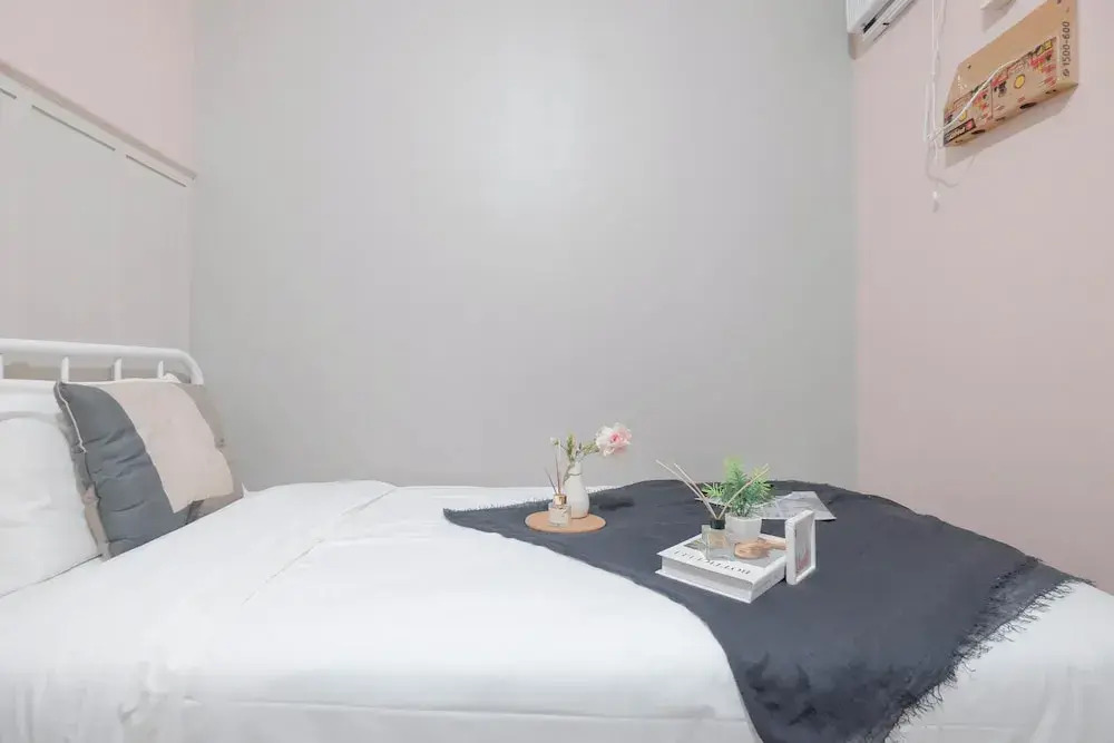 Soft Toned And Comfy 2Br Near Mall At Bassura City Apartment