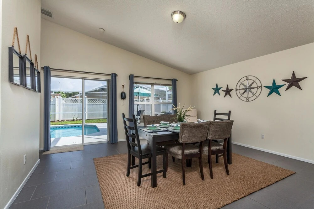 Hampton Lakes-RU961