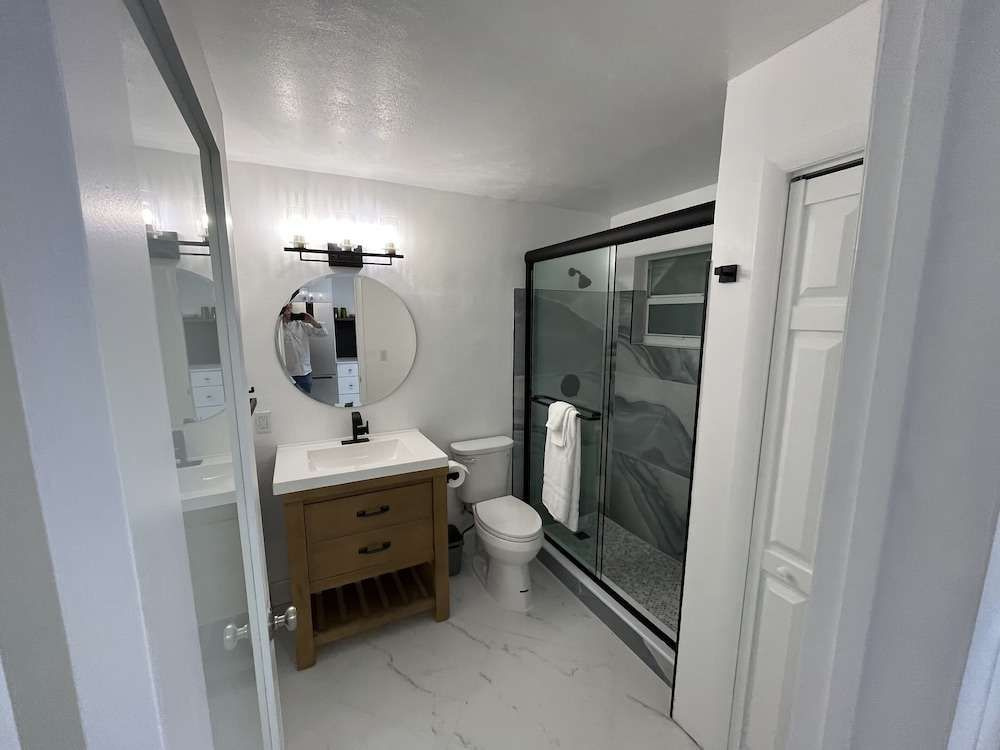 La Mer Suites