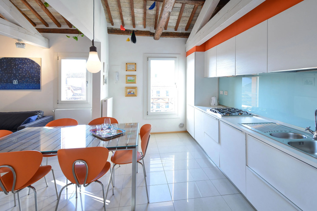 TERRACE!, TERRACE 360' STYLISH, 3bed, aircond wifi