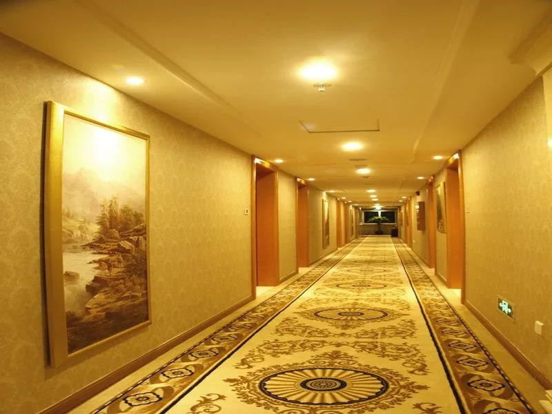 Vienna Hotel Sanya First Market