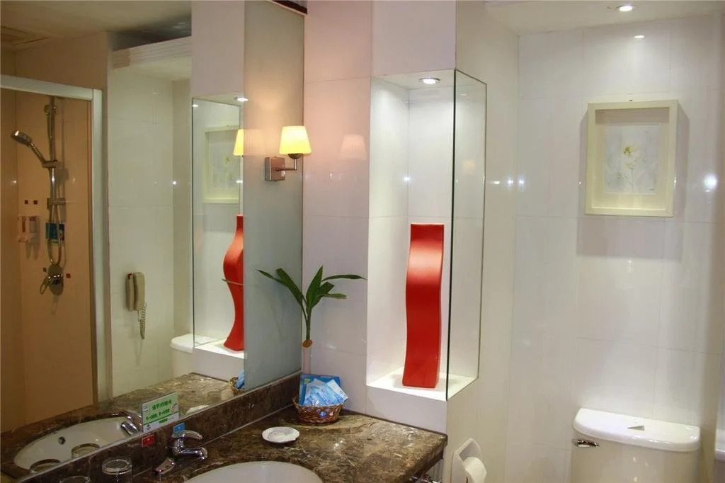 Diamond Hotel