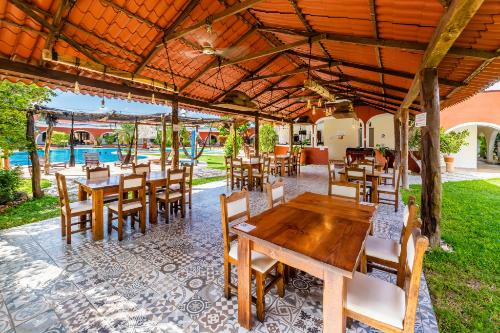 Hacienda Inn Aeropuerto