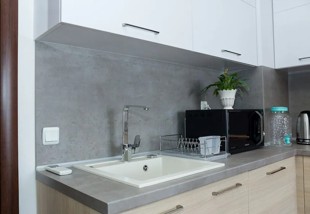 FM Luxury 1-BDR Apartment  with Terrace