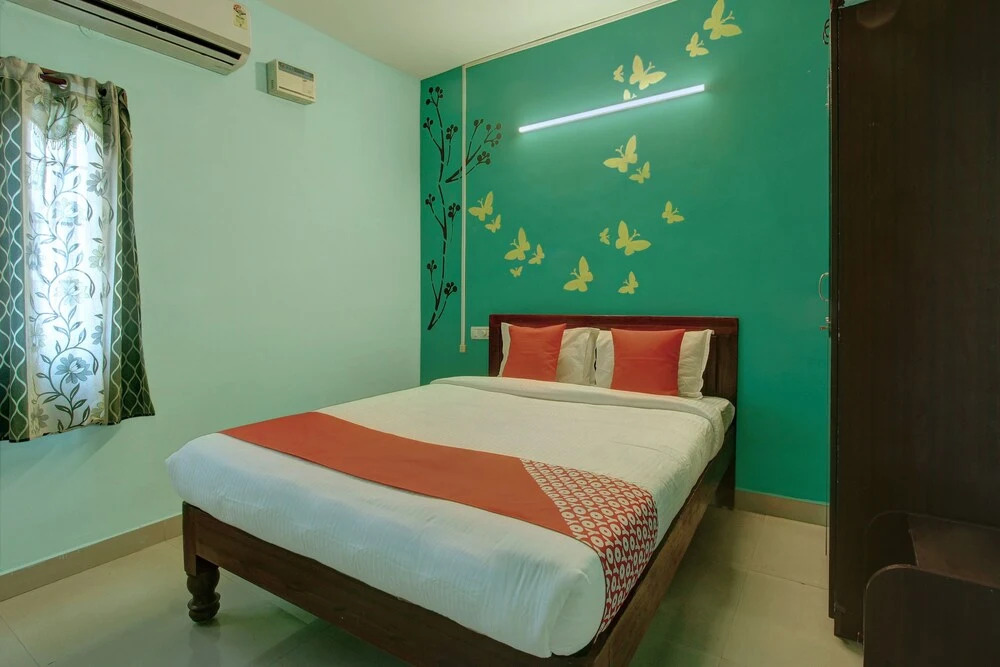 OYO 24540 Veera Amohaa Service Apartments