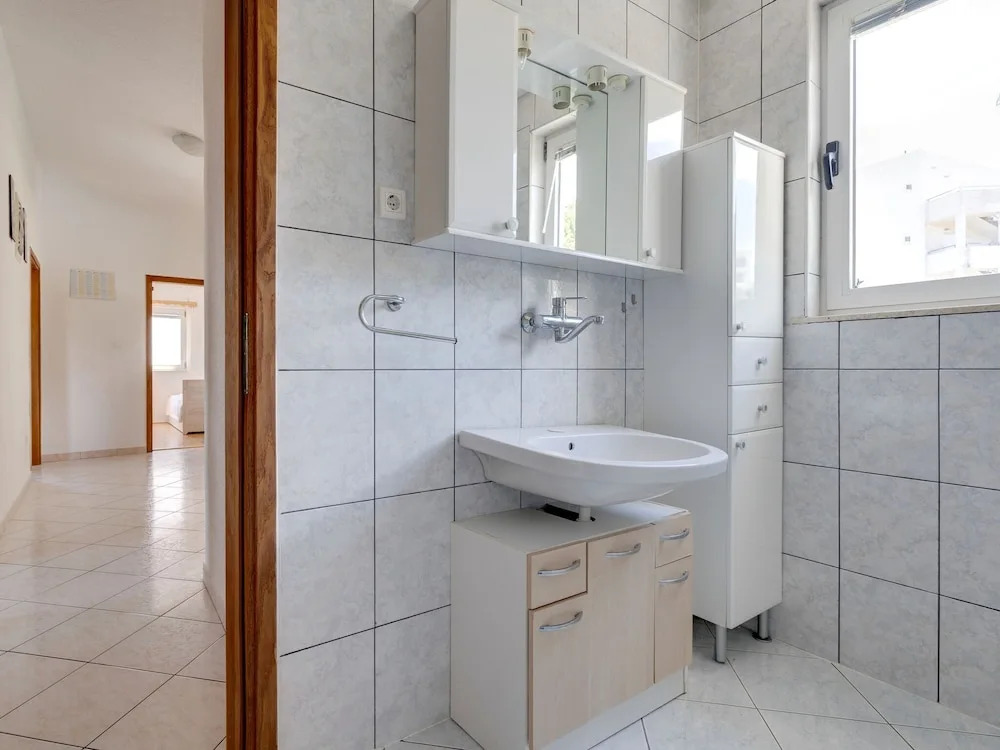 Apartment Lucija near Trogir