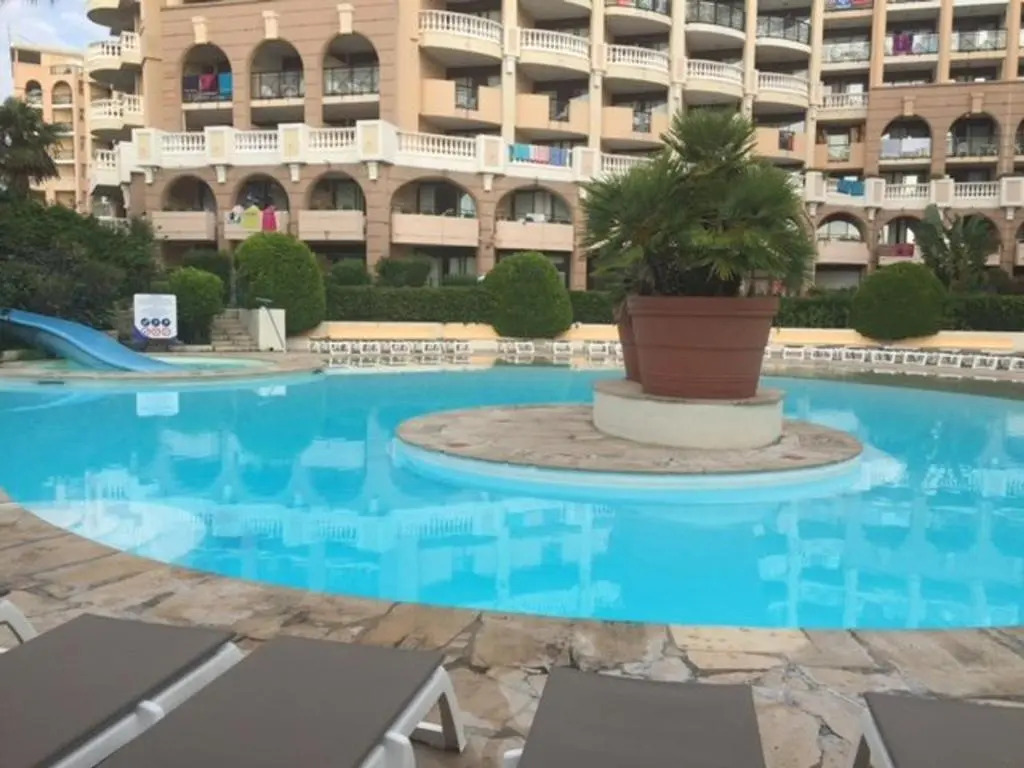 Appartement Cannes la Bocca, 2 pièces, 4 personnes - FR-1-609-54