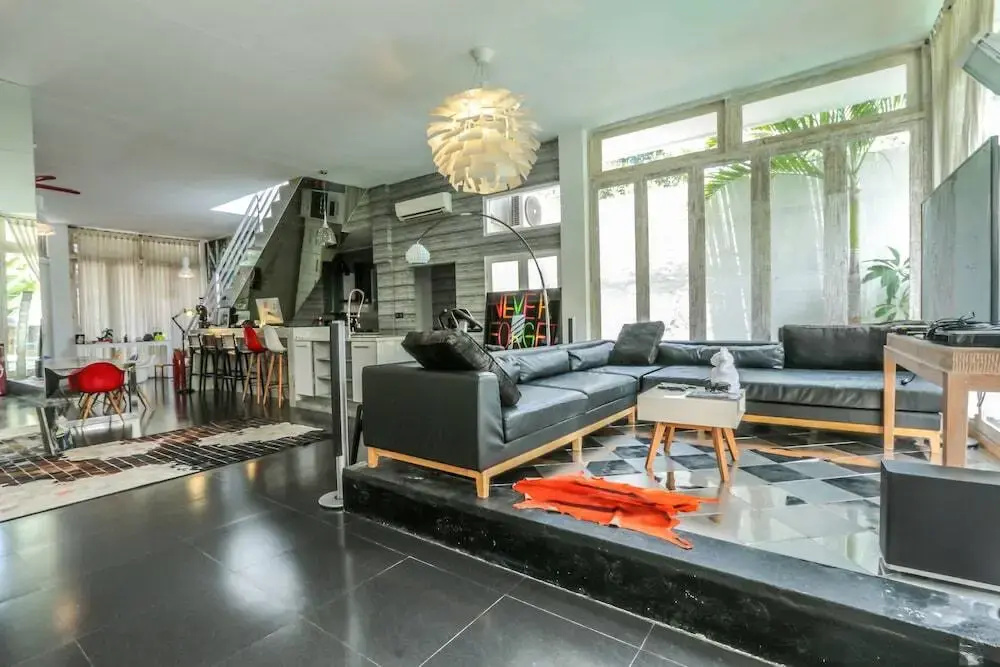 Sky Villa