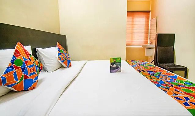 FabHotel Serenity - Nr AIG Hospital, Gachibowli