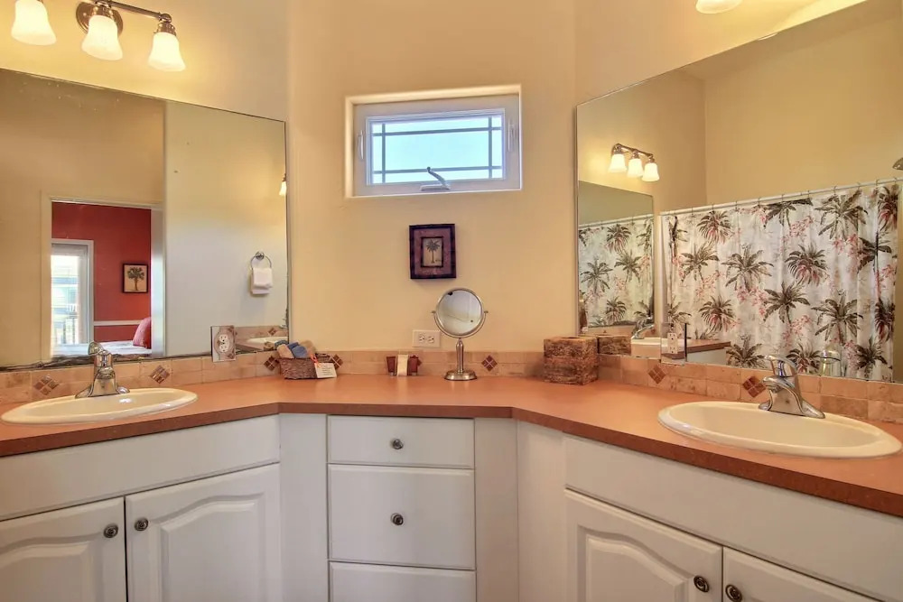 Treasure Isle 4 Bedrooms 5 Bathrooms Home