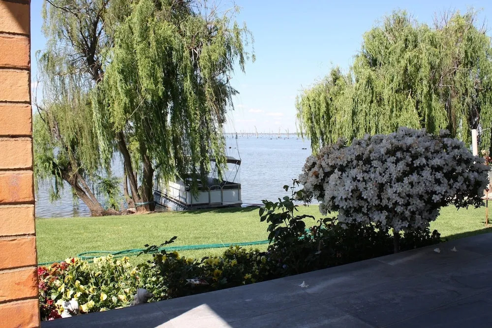 Willow Island - Waterfront