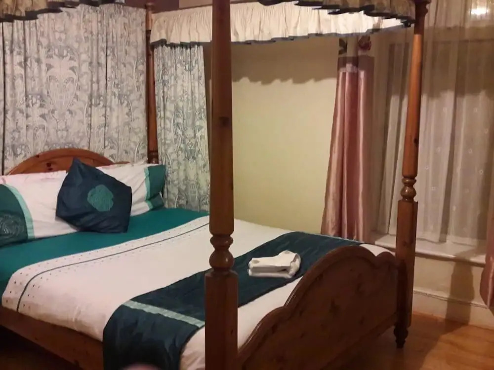 Golden Nile Hotel