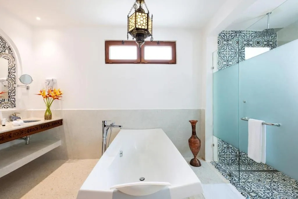 Отель LUX Marijani Zanzibar