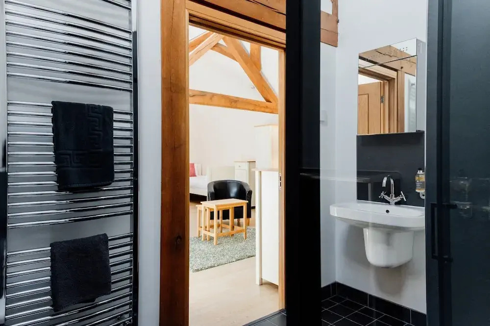Barn in Wales With Swim Spa & Scenic Views