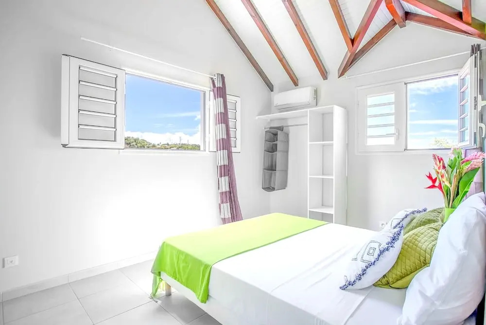 House With 3 Bedrooms in La Trinité, With Wonderful sea View, Private Pool, Enclosed Garden - 2 km From the Beach
