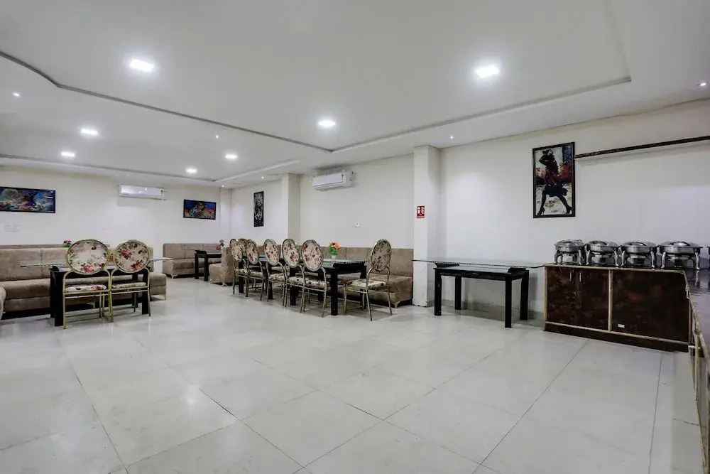 Fabhotel Orchid