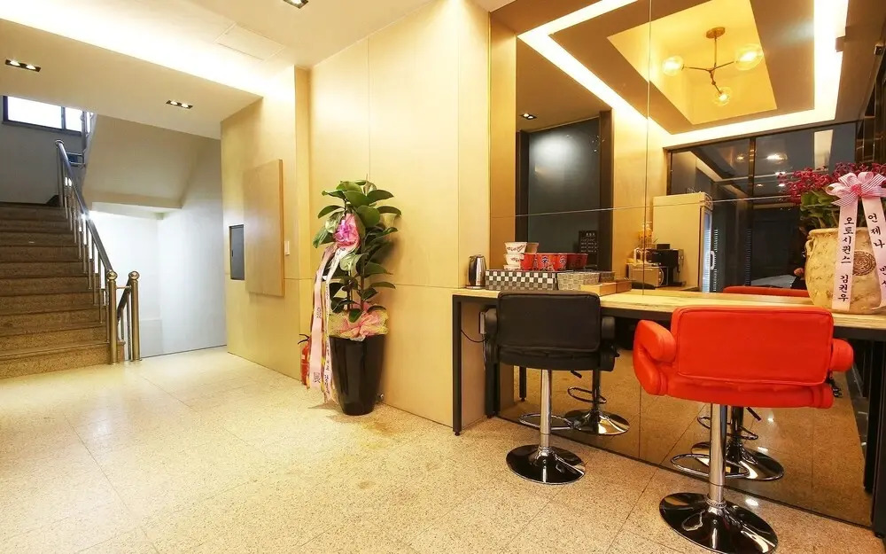 Suncheon Hotel THE B