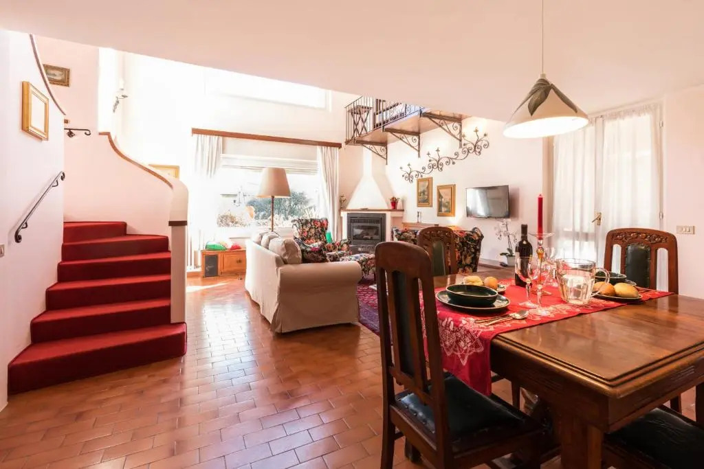 Maison Jaune by Wonderful Italy