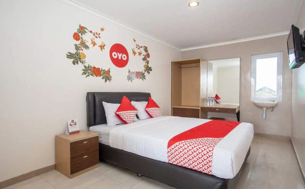Lg Residence By OYO Rooms