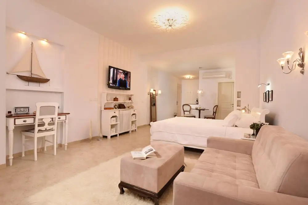 Yamim Suites On The Beach