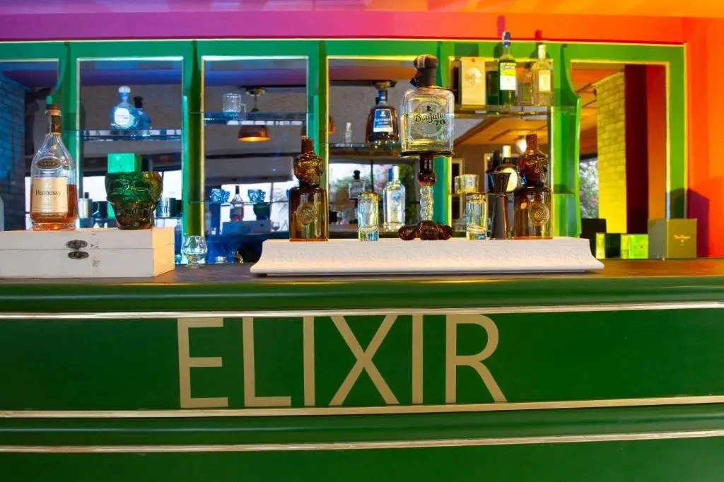Casa Elixir Boutique