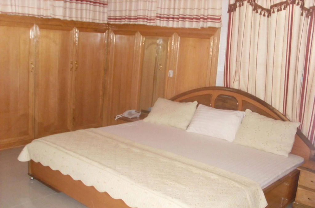 Senator Hotel
