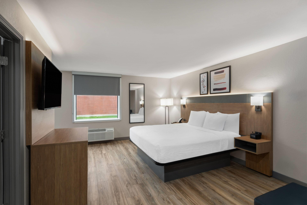 Hawthorn Extended Stay by Wyndham Jackson