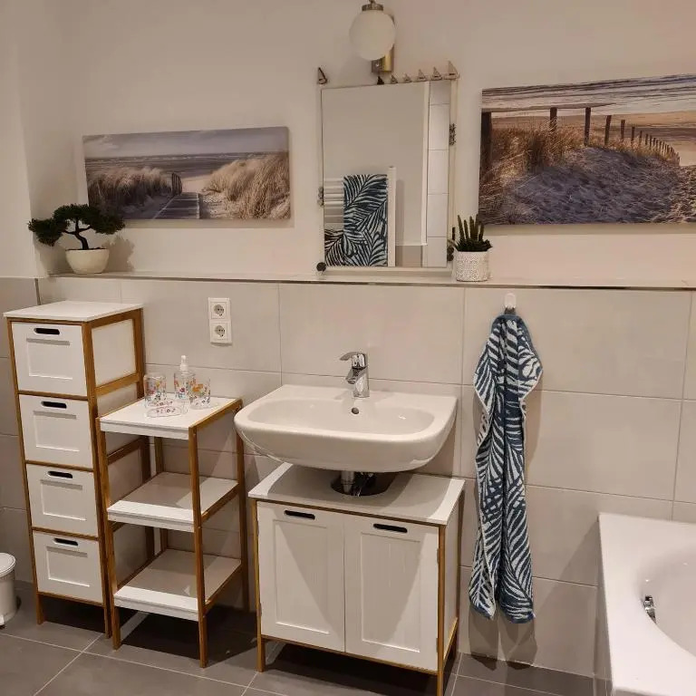 Ferienwohnung Ostseegras Markgrafenheide, 350m bis zur Ostsee, unweit von Warnemünde