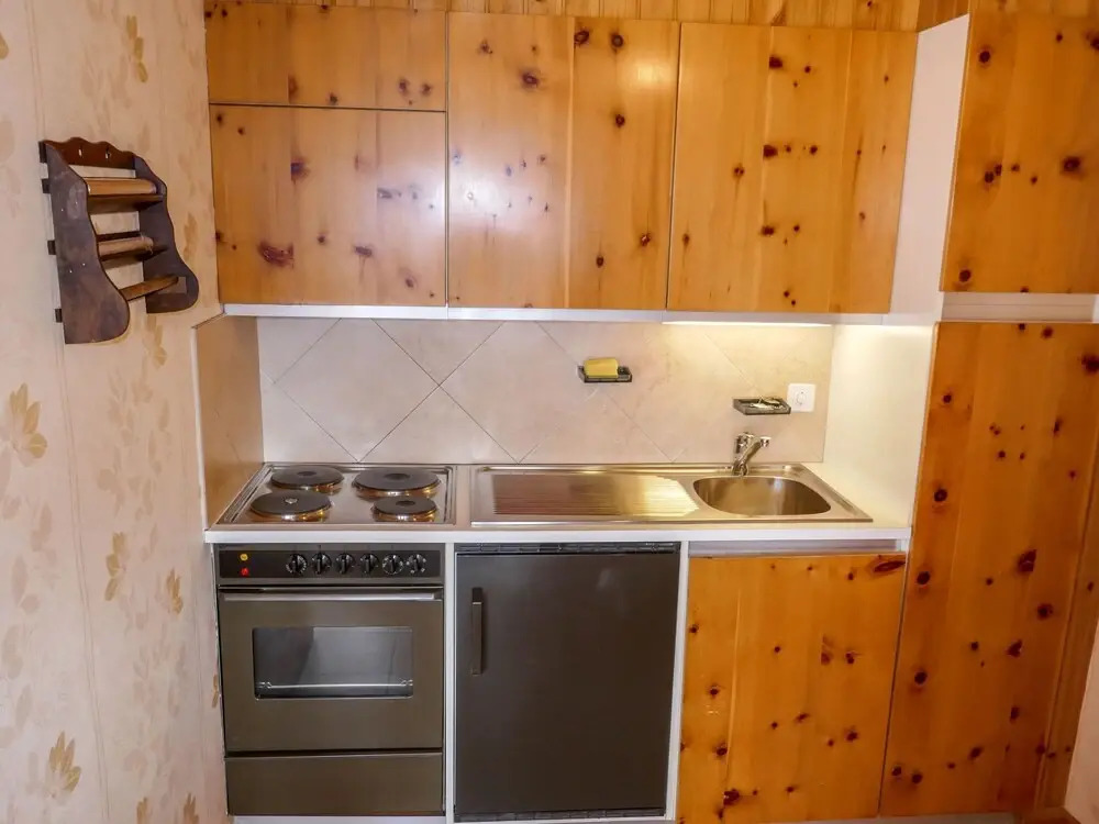 Apartment Chaedoz 43 by Interhome