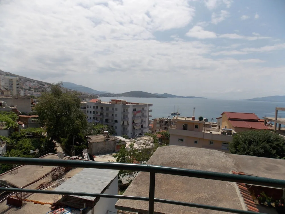 Vila Gjoni