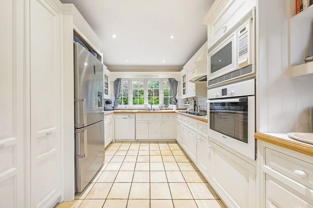Hampstead Courtyard Escape