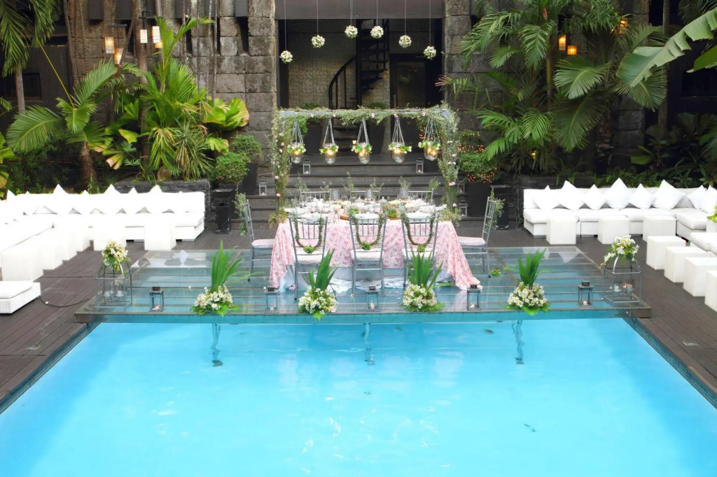 The Sulo Riviera Hotel