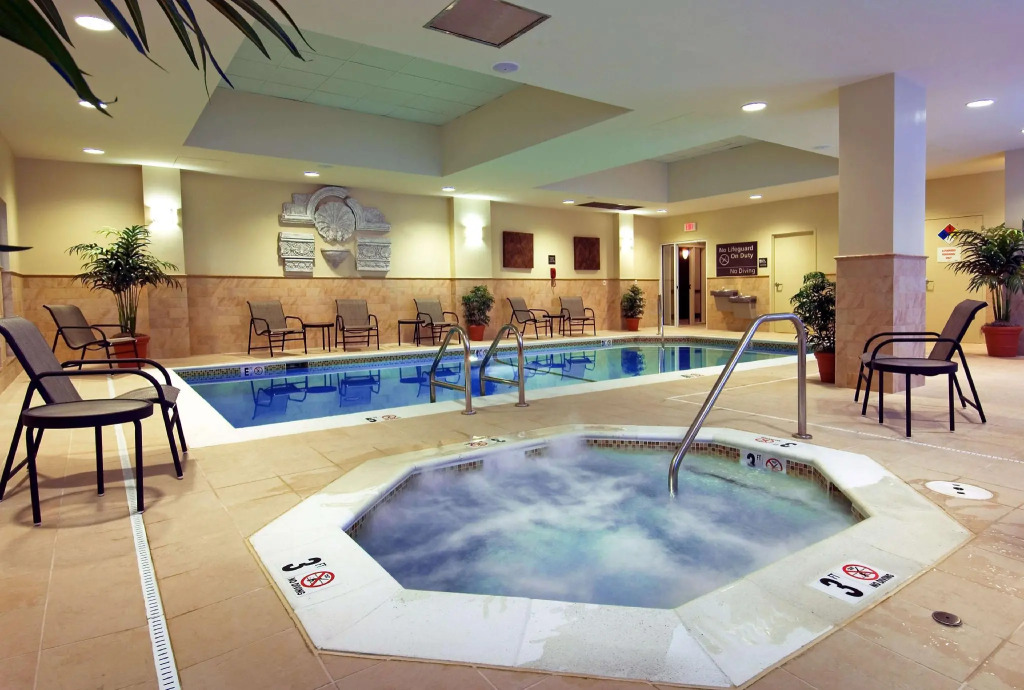 Hampton Inn & Suites Washington-Dulles International Airport
