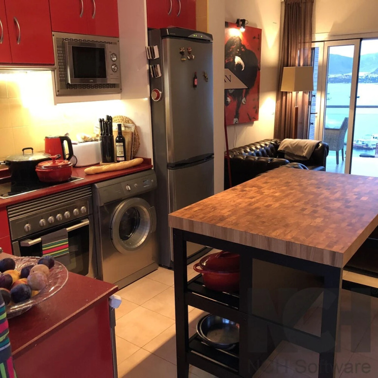Penthouse 50m from sea, high spot for scuba deep sea diving in a natural park