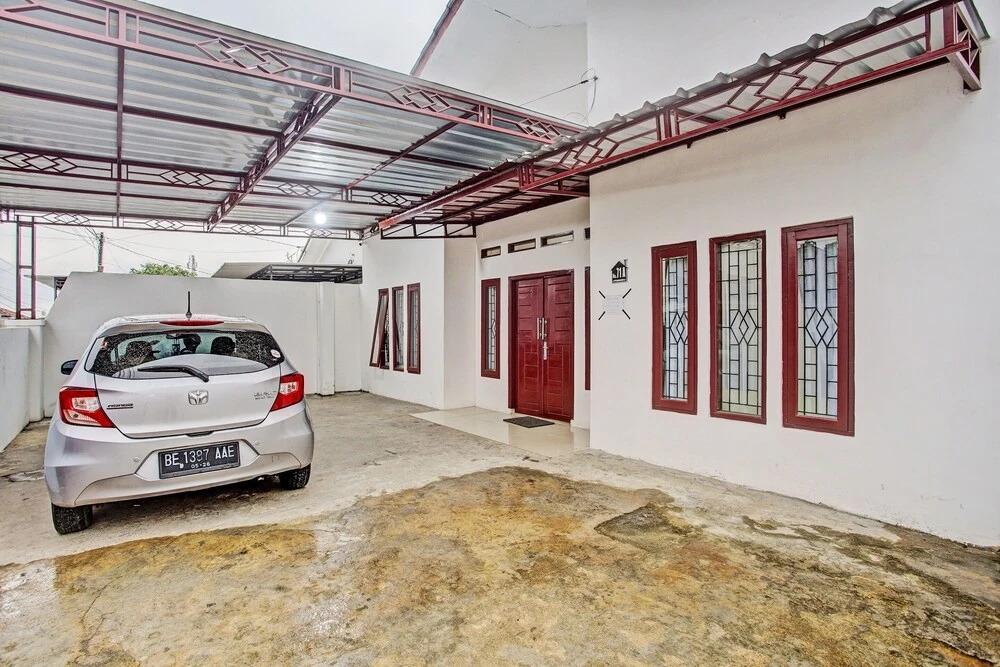 OYO LIFE 92034 Jay Homestay Syariah