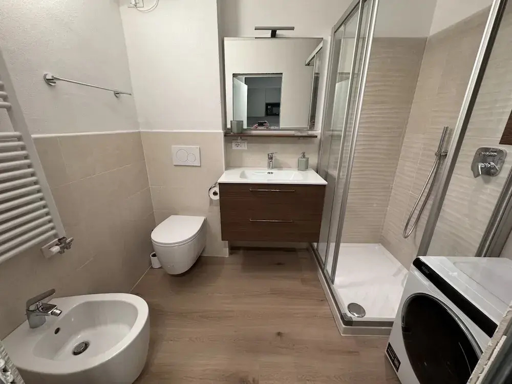 077 Moderno Monolocale Giustino