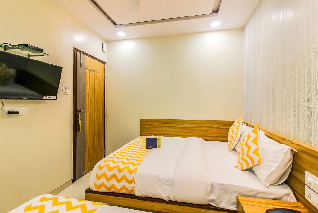 FabHotel Marol Metro