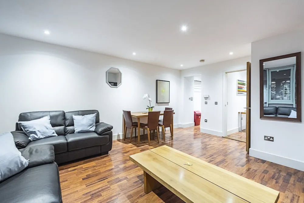 2 Bed Apartment Near Bow Road Station