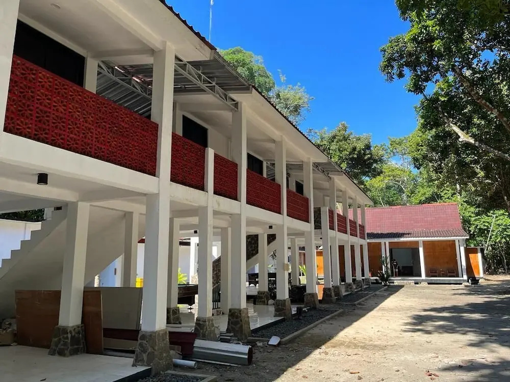 Capital O 92612 Penginapan D'alas Purwo & BeachNearPadang Savana Sadengan