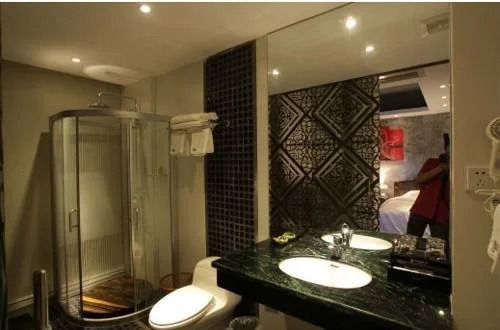 Langqiao Station Hotel - Yangshuo