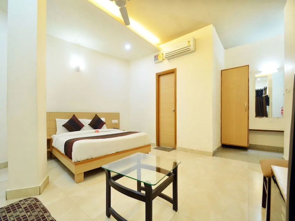 OYO 1676 Hotel Royal Punjab