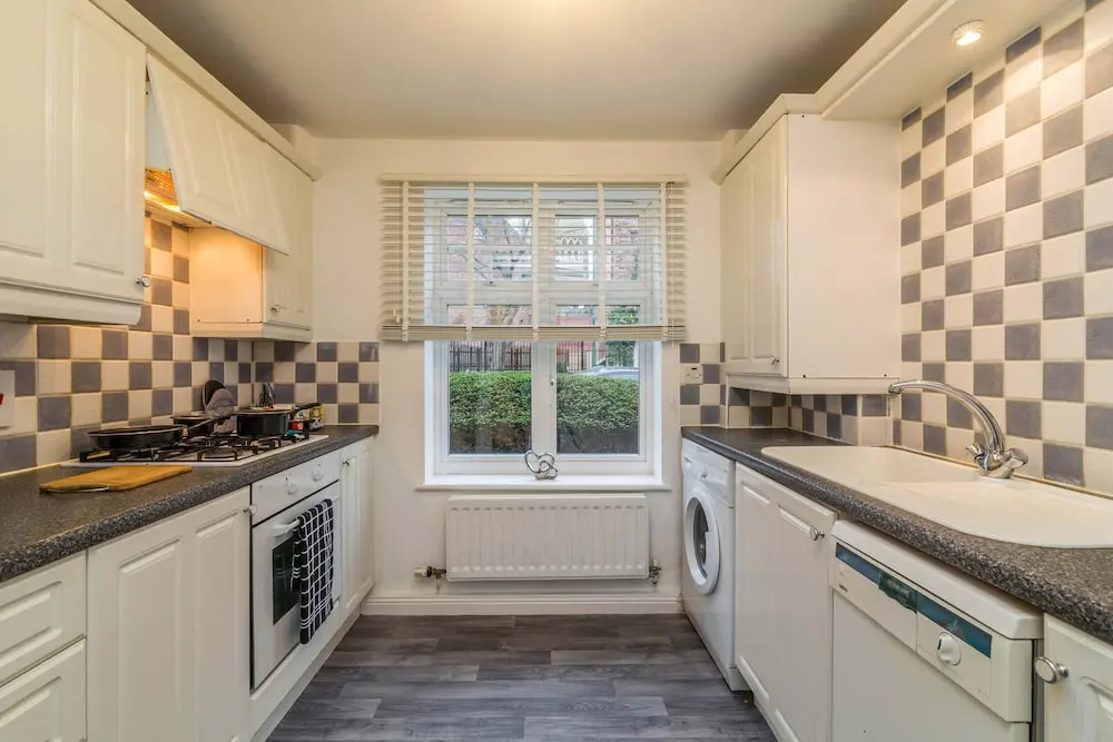 Tudor by KCD APARTMENTS