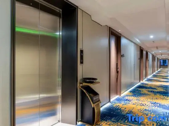 Jiyun Hotel (Quanzhou Jinjiang International Airport Wudianshi Traditional Blocks)
